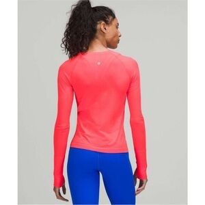 Lululemon Long Sleeved Swiftly in Hot Pink size 4